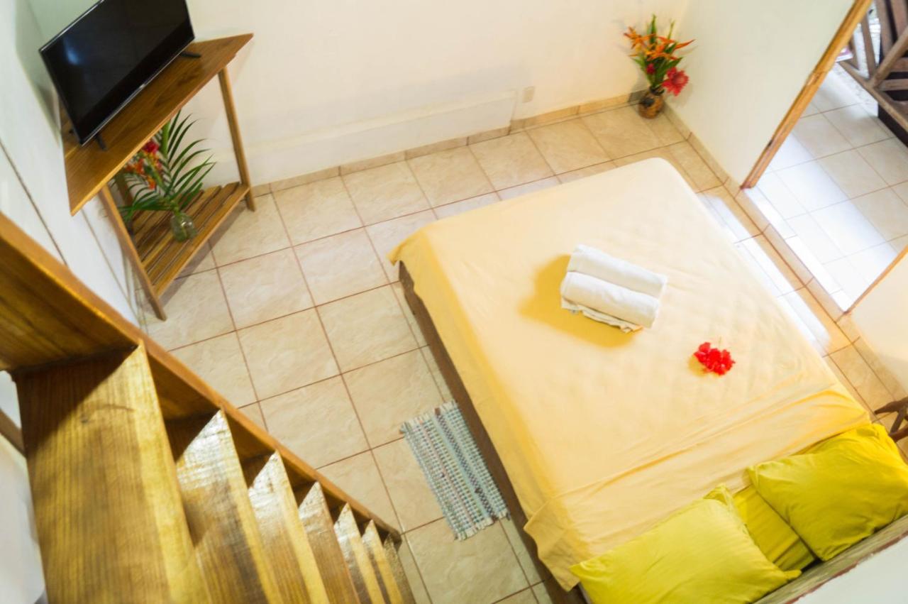 Hostal Cecilia Puerto Viejo de Talamanca Εξωτερικό φωτογραφία